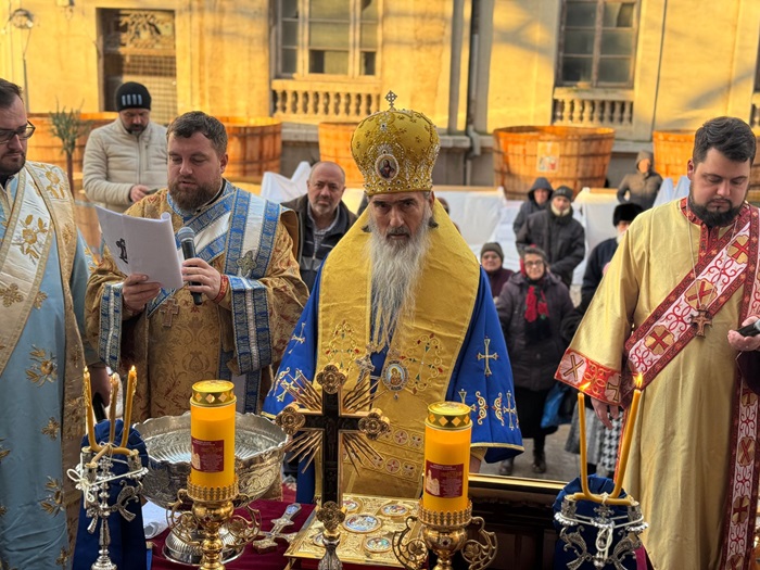 ips teodosie citat azi la tribunalul constanta studentii si absolventii de la teologie cer sa intervina in proces 67b6b290588ce