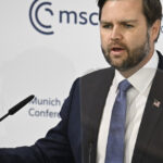 jd vance il avertizeaza pe zelenski sa nu l mai vorbeasca de rau pe trump este un mod groaznic de a trata cu aceasta administratie 67b655a7aa1bb