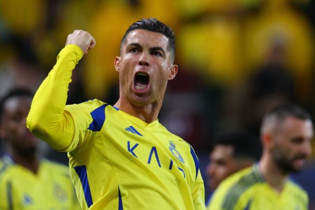 la 40 de ani cristiano ronaldo semneaza partile au ajuns la un acord 67aa749108417