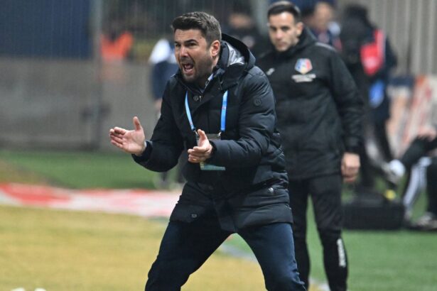live text fc hermannstadt petrolul ploiesti de la 1430 cu o victorie trupa lui adrian mutu egaleaza rapidul si se apropie de play off 67a8571c50a23