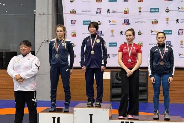 luptatoarea de la csm constanta alexandra voiculescu pe podium in bulgaria 67b0645943603