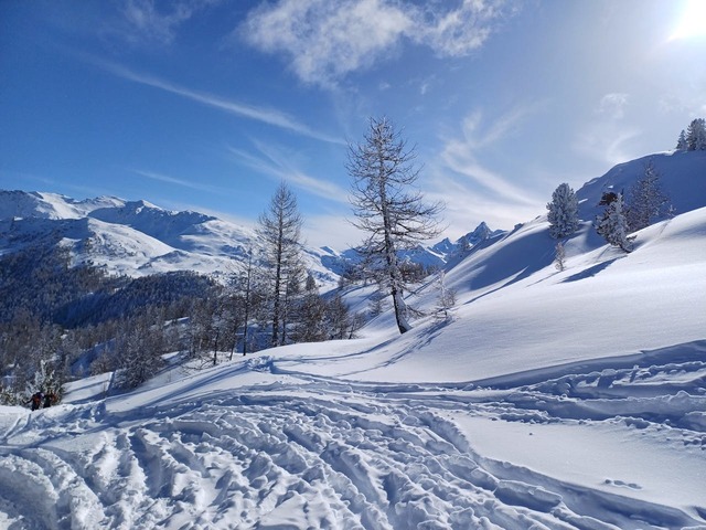 meteorologii anunta vreme rece si nopti si dimineti geroase pana joi in estul transilvaniei temperaturile pot ajunge pana la 17 grade 67a9b85ade308