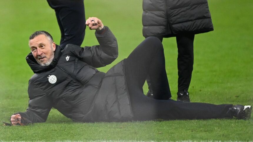 mihai stoica pus pe glume dupa tragerea la sorti care a stabilit viitoarea adversara a fcsb ului in europa league 67b88b76a8504