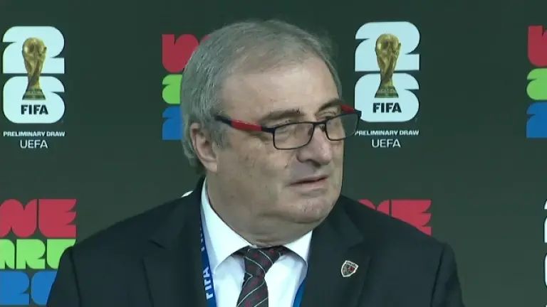 mihai stoichita ei sunt ambasadorii fotbalului din romania cine a mai facut asta nimeni 67c1e21c91770