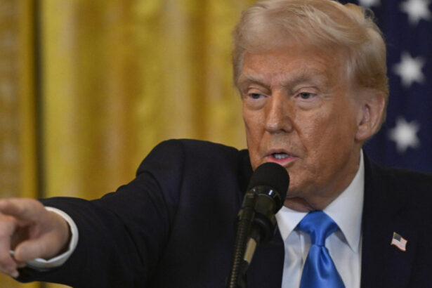 ministrul polonez al apararii polonia cheltuieste mult pe armament pentru a ramane prietena cu donald trump e un fel de asigurare 67a32044ebfe6