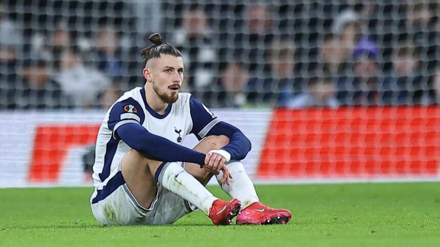 misiune dificila pentru dragusin tottenham a recuperat doi fundasi centrali a transferat doi stoperi si mai doreste inca unul 67bd60fb7afd4