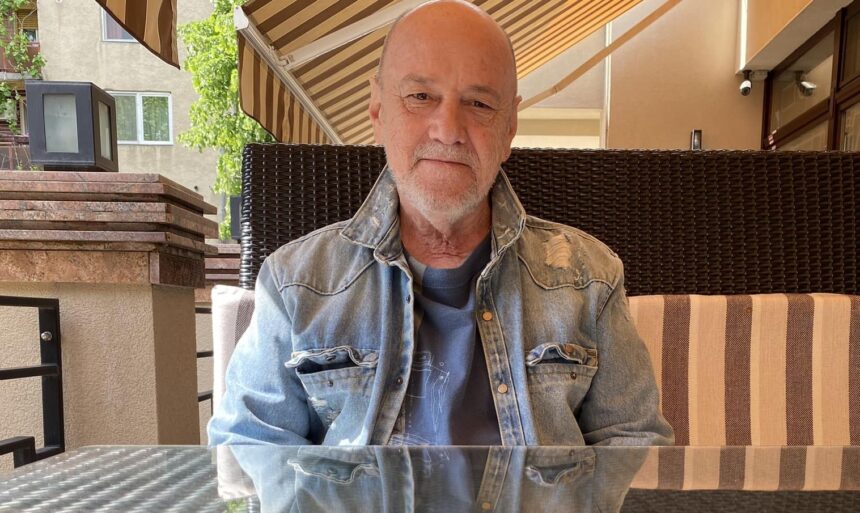 motivul pentru care nicu alifantis a ajuns sa locuiasca in teatrul foarte mic cine i a pus la dispozitie o incapere a fost o perioada teribila 67ab40060c9d3