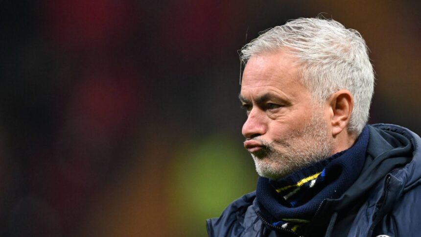 news alert l au ars pe jose mourinho cate etape de suspendare a primit dupa scandalul rasist cu maimutele 67c06667d0210