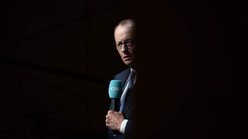 noul cancelar al germaniei este un mare fan al borussiei dortmund 67bc4b442b35a