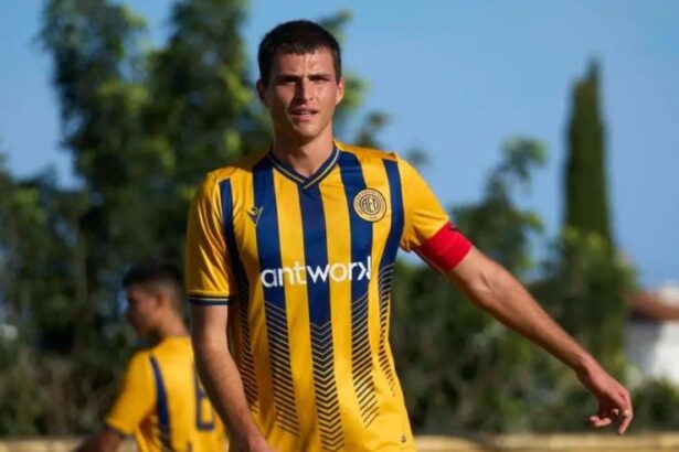 oficial inca un elias charalambous in fotbalul romanesc cu cine a semnat cipriotul nascut in africa de sud 679f121ae921a