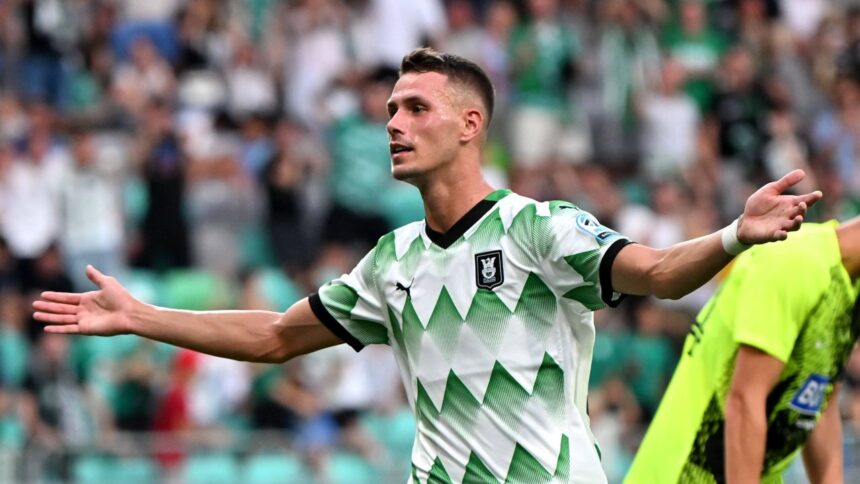 oficial raul florucz a semnat asta arata cat de seriosi suntem 679dd93853d2c