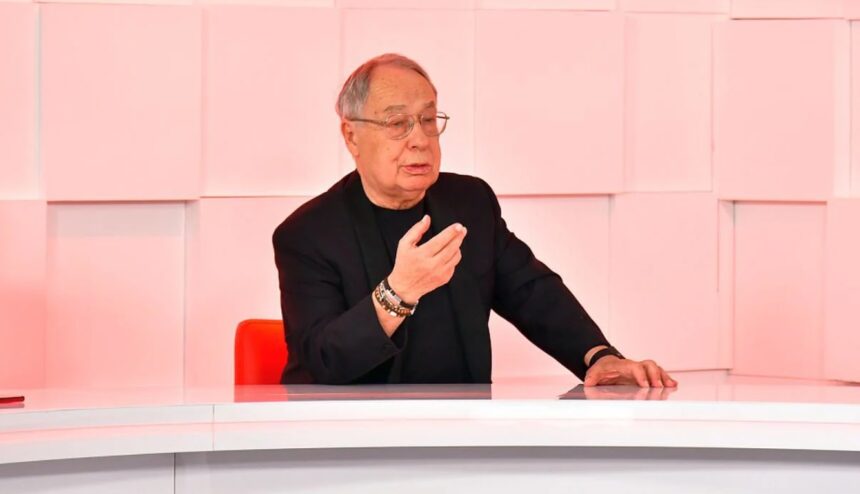 ovidiu ionitoaia a implinit 80 de ani si a fost sarbatorit in redactia gazeta sporturilor eu am ajuns la jumatatea vietii 67bf1097604d9