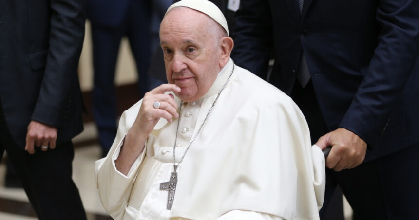 papa francisc a avut o criza respiratorie in spital precizarile vaticanului 67c213ac3bc97