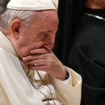 papa francisc a fost internat la un spital din roma 67af205893aa3