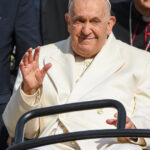 papa francisc internat care este starea suveranului pontif un cardinal s a rugat pentru sanatatea sa 67b1d8048470e