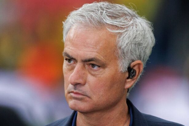 pedeapsa dura pentru jose mourinho cate etape de suspendare a primit dupa incidentele de la derby ul cu galatasaray 67c09b243ae61