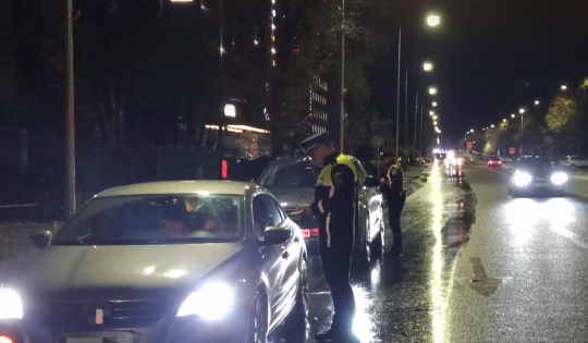 peste noua sute de amenzi aplicate in weekend de politistii constanteni au fost retinute 52 de permise de conducere 67aa5edae6906