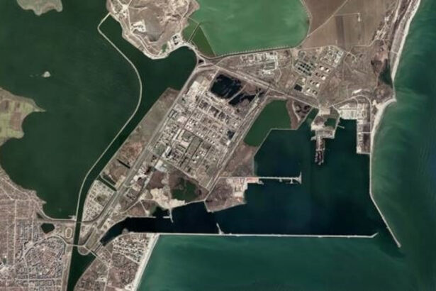 portul constanta se extinde cu 77 milioane metri patrati de zona libera anuntul facut de ministrul transporturilor 67ade01980231