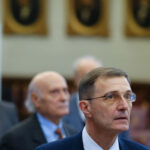 presedintele academiei romane in cazul cartarescu va mai urma un vot si scriitorul va fi primit in academie 67b213e64f828