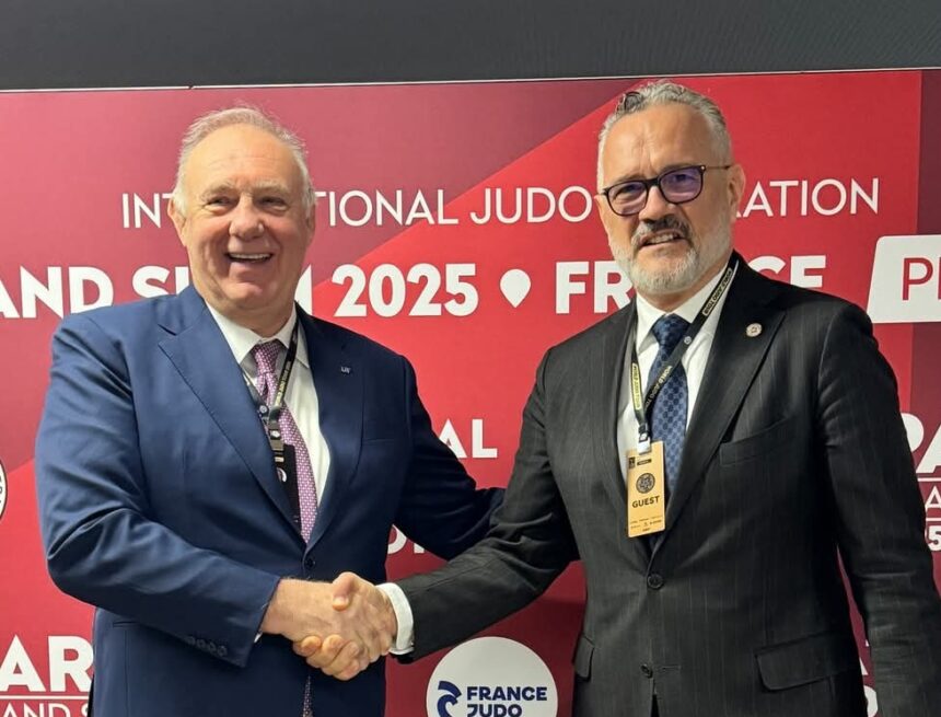 presedintele de onoare de la cs pantheon constanta george teseleanu invitat special la paris grand slam 67ad1169c57d4