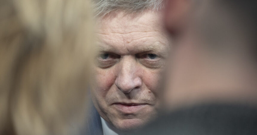 reactia ucrainei dupa ce a fost acuzata ca vrea sa rastoarne guvernul premierului slovac robert fico 679e5457e3ef6