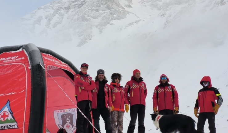 salvamont aproape 100 de persoane salvate in ultimele 24 de ore 67b86badd1c85