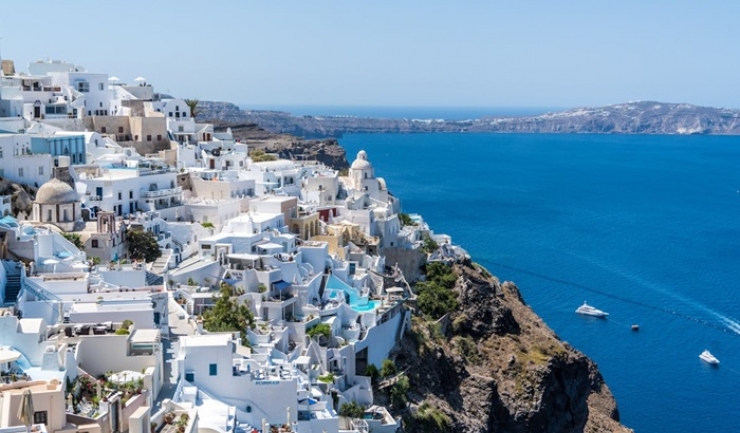 santorini scolile raman inchise timp de o saptamana din cauza activitatii seismice intense 67a7768f5aed4