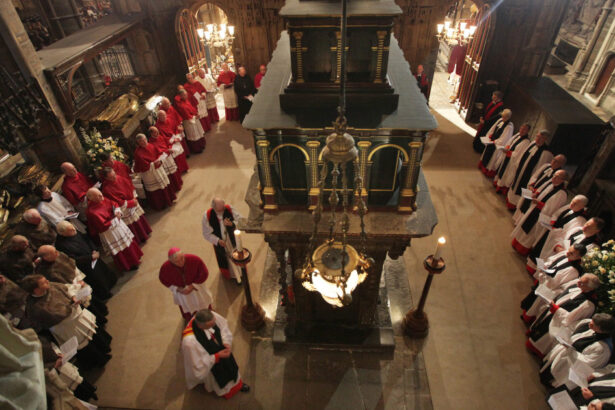 scandalurile sexuale care au afectat puternic biserica anglicana obliga sinodul sa se gandeasca serios la reforme 67ab1302b04e4