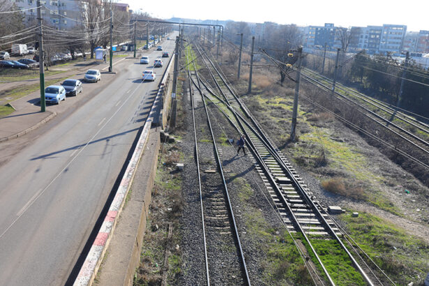 scene interzise minorilor in apropierea unui liceu din constanta un barbat a fost trimis in judecata 67a9ca161ff86