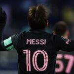 si a uitat rolul arbitrul i a cerut autograf lui messi dupa meci si acum are probleme serioase anuntul facut de concacaf 67b8f51586ac3