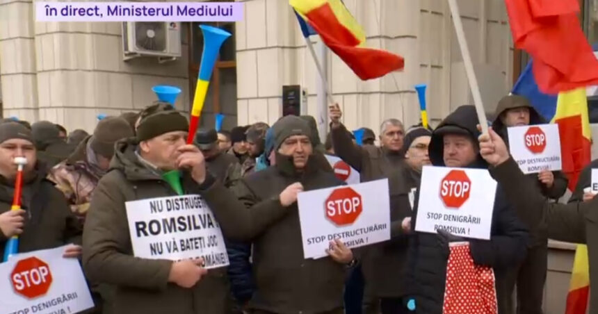 sindicalistii romsilva protesteaza fata de diminuarea cu un sfert a salariilor masura dura si nedreapta 67bc644172b2e