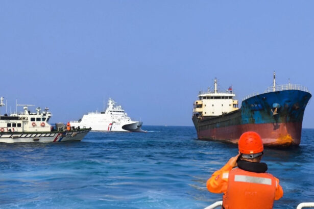 taiwanul a retinut o nava cu echipaj chinez pe care o suspecteaza ca a taiat un cablu de date submarin 67be118b3e253
