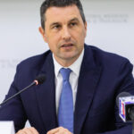 taxa pe stalp va fi aprobata pana la finalul lunii martie a anuntat ministrul tanczos barna 679f0688251df