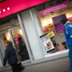 telekom mobile in 2024 declin al veniturilor si bazei de clienti 67bed75d2a620