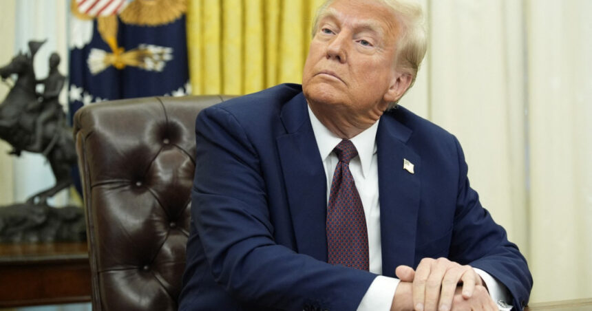 trump se pregateste sa repuna presiune maxima asupra iranului vrea sa reduca exporturile iraniene de petrol la zero 67a26c4cd3028
