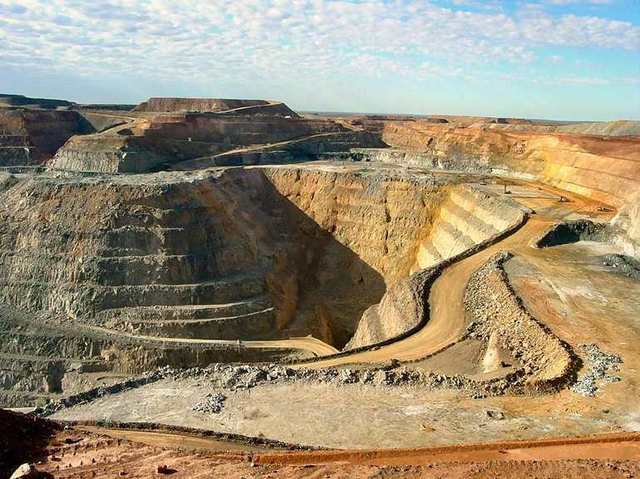 ultima ora rosia montana o companie romaneasca poate ajunge sa detina peste 20 din gabriel resources care vrea anularea deciziei favorabile romaniei din arbitrajul de miliarde dolari 67bfaa7955d69