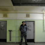 un american a fost arestat pe un aeroport din moscova la doua zile dupa ce rusii l au eliberat pe marc fogel ce acuzatii i se aduc 67af271e67dd2