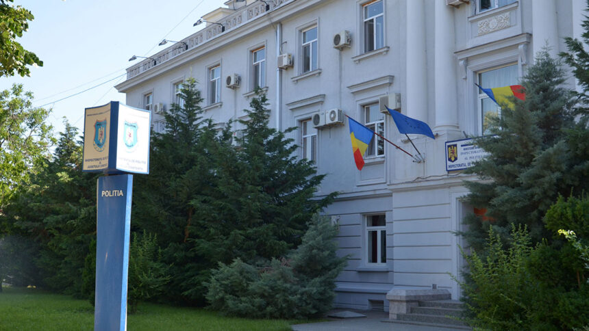 un barbat a fost dus la sediul politiei negru voda dupa ce a refuzat sa se legitimeze ipj constanta ancheteaza modul de interventie al politistilor 67acdbcf9b471