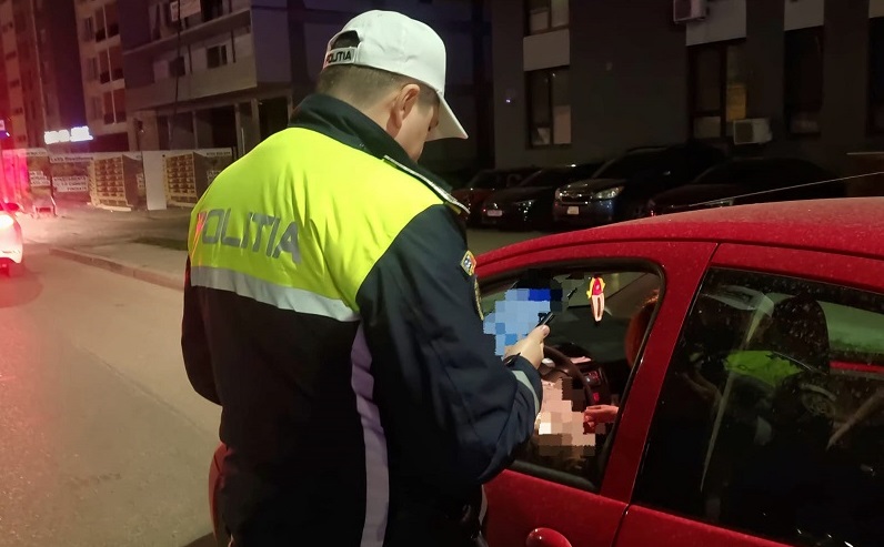 un barbat din navodari s a urcat beat la volan si a intrat intr o alta masina 67bd90d3f3a7c