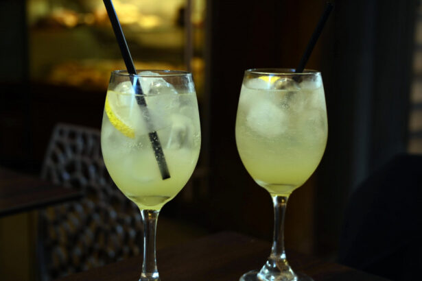 un barman a fost arestat dupa ce doi turisti pe care i a servit cu limoncello contrafacut au murit in vietnam 67a64eea4dae5
