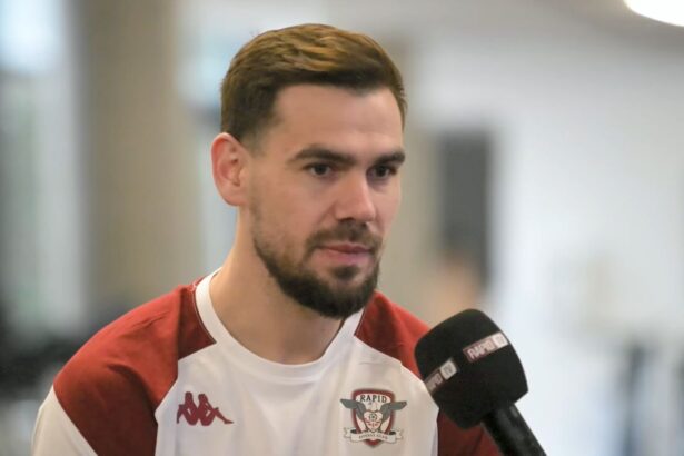 unde putea ajunge elvir koljic inainte sa semneze cu rapid rotaru ne a folosit noi il asteptam aici 67ab0f9ab74f7