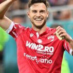 veste excelenta pentru dennis politic 67af6646cc2f4