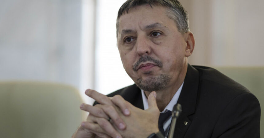 video daniel david despre modificarile in noul plan cadru pentru liceu va asigura un curriculum mai aerisit mai atractiv 67a0ad862533a