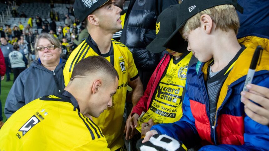 video exclusiv cel mai valoros fotbalist din lume fara contract e un roman vreau sa imi incerc puterile mai aproape de casa 67b03c82746e1