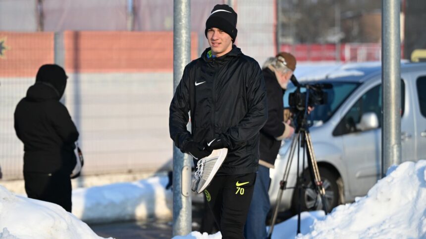 video exclusiv fcsb si a luat atacant pentru 500 000 de euro si a facut cel mai scump transfer al iernii fotbalistul laudat e bun la finalizare n a 67b6014c6943c