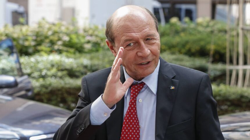 video exclusiv traian basescu a sunat selectionerul care a crezut ca totul e o gluma l am cunoscut dupa voce telefonul lui mi a dat un imbold 67a0601b55c9a