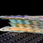 „Femeia fatală”, o nouă înșelătorie. Ce presupune metoda prin care un bărbat a fost păgubit cu 670.000 lei. 3 video femeia fatala o noua inselatorie ce presupune metoda prin care un barbat a fost pagubit cu 670 000 lei 67a5e92681f7f