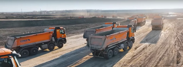 video umbrarescu a adus sute de muncitori pe autostrada moldovei cata frunza cata iarba 67b8e17bafac9
