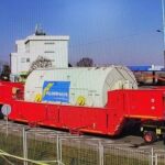 videofoto convoiul agabaritic record circula pe strazile romaniei inginerii au pregatit transportul aproape 1 an au fost scoase toate semnele de circulatie si panourile 67bb68b6c251b
