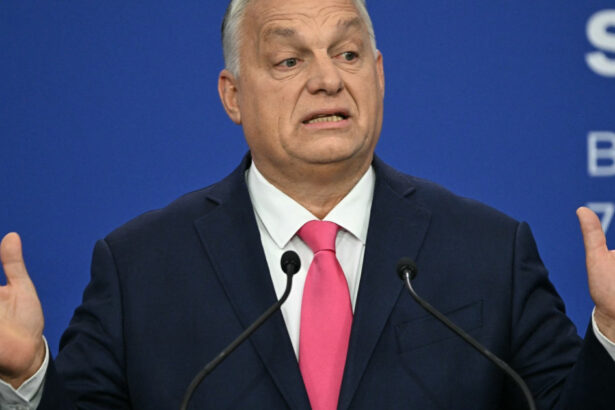 viktor orban continua razboiul cu uniunea europeana prefera sa plateasca un milion de euro pe zi decat sa accepte imigranti 67a5ec72cdb06